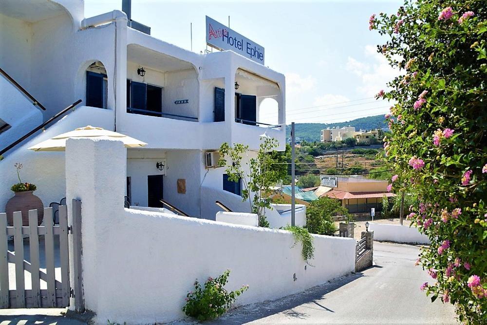Attica Hotel Ephie Vathí Exterior foto